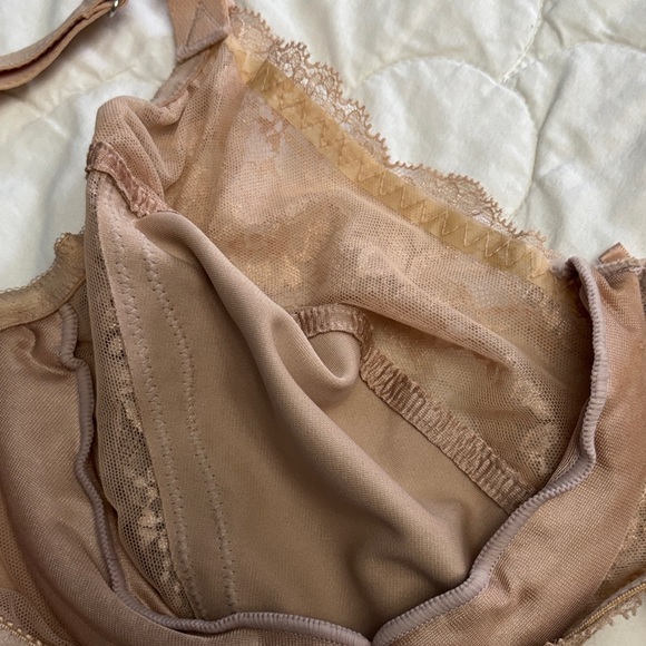 Glamorise Elegance Lacy Multi Part Wonderwire Bra - Picture 6 of 7